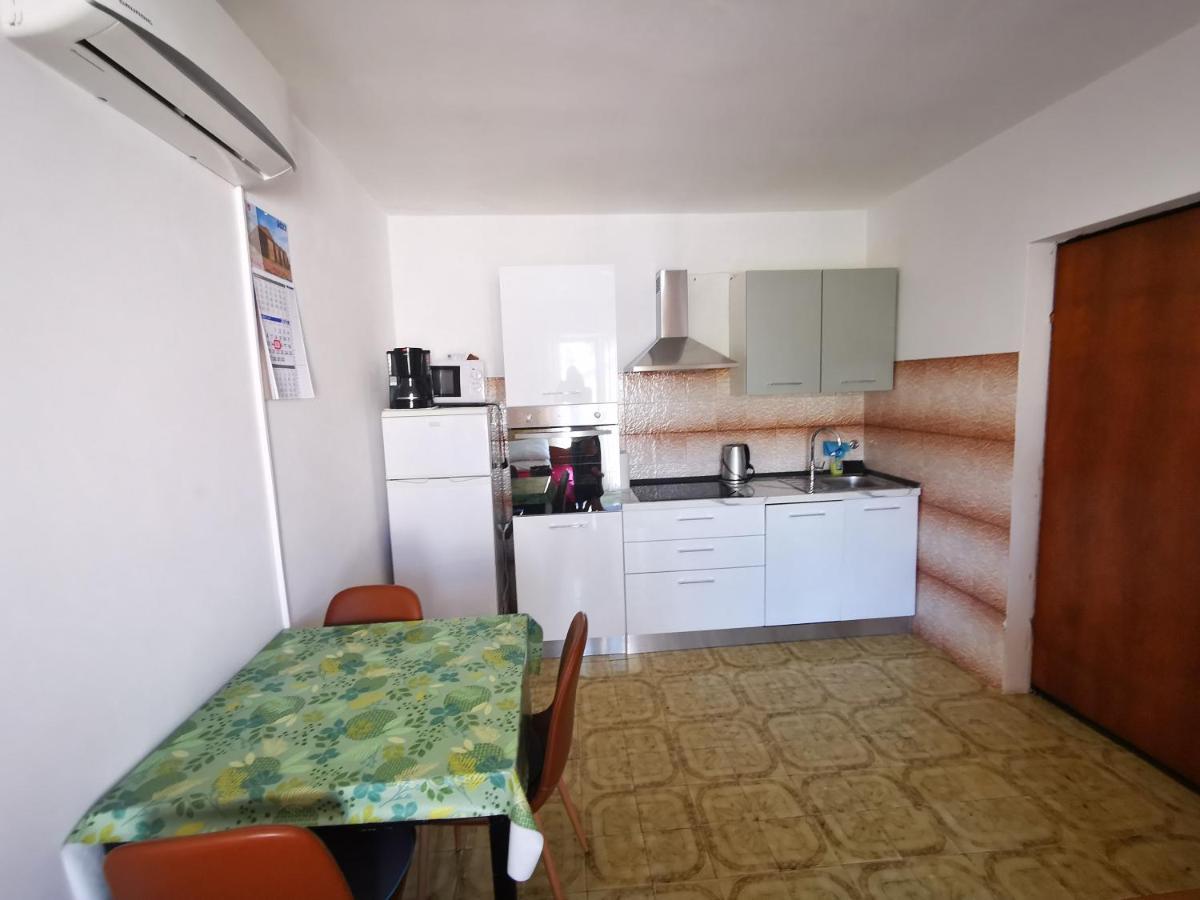Apartment Dasek Ii, Nijvice Zewnętrze zdjęcie
